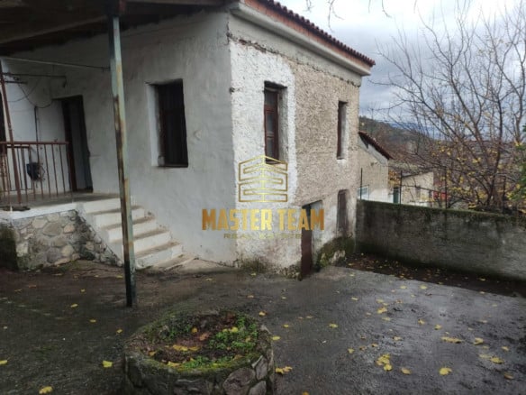 Πωλείται Πέτρινη Μονοκατοικία στο Αργυροχώρι Υπάτης, 20.000€ |12112ΓΛ