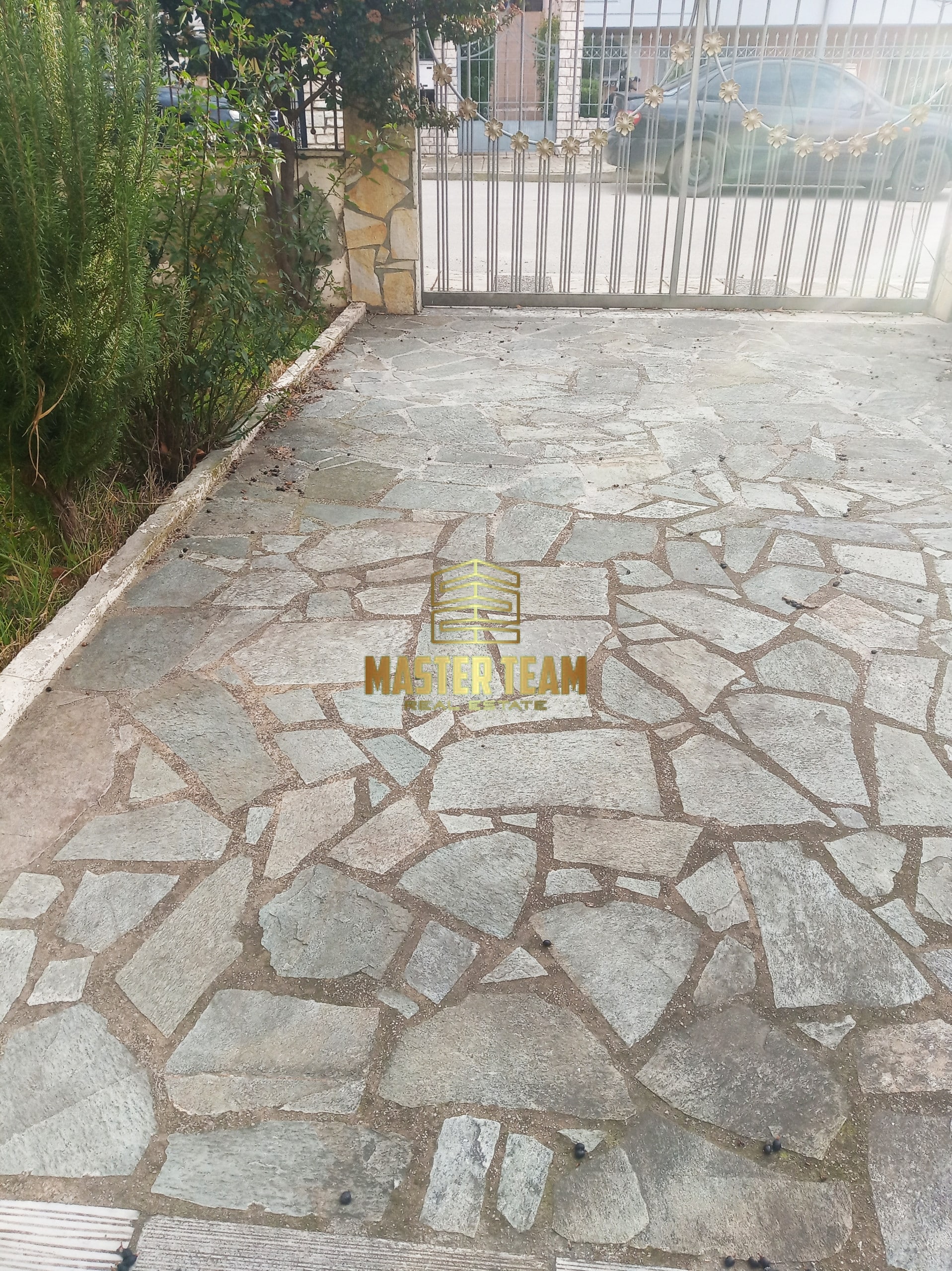 1738848936102-scaled Πωλείται εξαιρετική μεζονέτα ΚΩΔ 16129ΡΖ