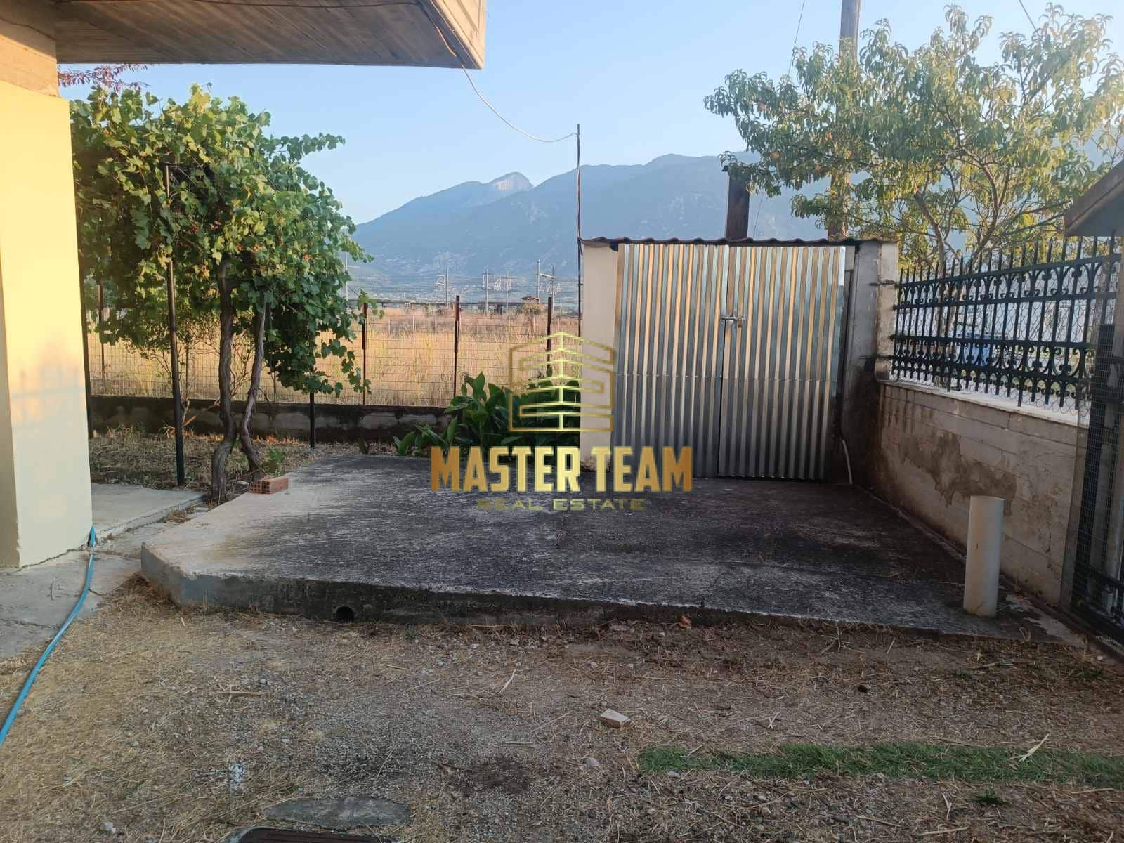 Πωλείται Τριώροφο Κτίριο στο Σ.Σ. Λιανοκλαδίου 14124ΡΖ