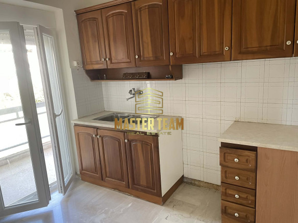 ΠΩΛΕΙΤΑΙ ΑΝΑΚΑΙΝΙΣΜΕΝΟ ΔΙΑΜΕΡΙΣΜΑ ΚΩΔ. 15135ΓΛ
