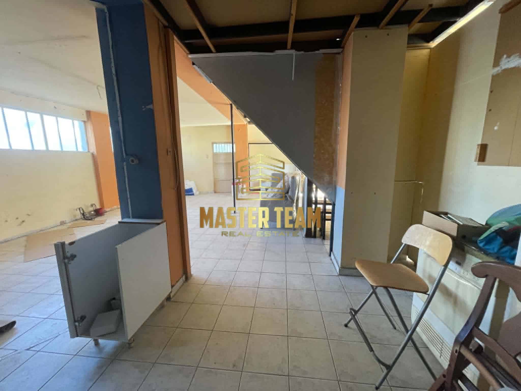 ΕΝΟΙΚΙΑΖΕΤΑΙ ΓΩΝΙΑΚΟ ΚΑΤΑΣΤΗΜΑ ΜΕ ΜΕΓΑΛΗ ΠΡΟΒΟΛΗ ΣΕ ΚΕΝΤΡΙΚΟ ΣΗΜΕΙΟ ΚΩΔ 70108ΓΛ
