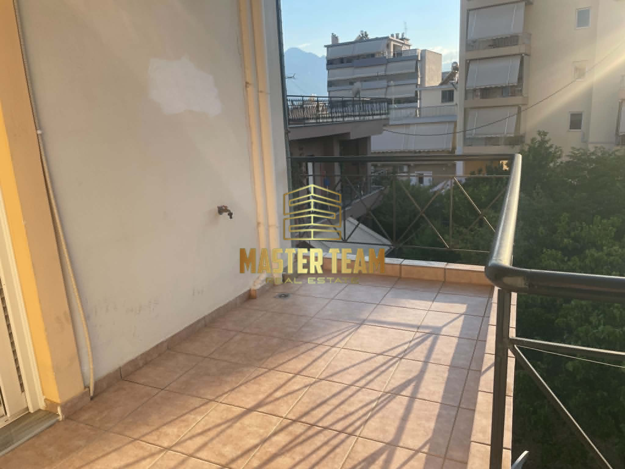 ΕΝΟΙΚΙΑΖΕΤΑΙ ΕΠΙΠΛΩΜΕΝΗ ΓΚΑΡΣΟΝΙΕΡΑ – ΠΛΗΡΩΣ ΕΞΟΠΛΙΣΜΕΝΗ ΚΩΔ 20292ΓΛ