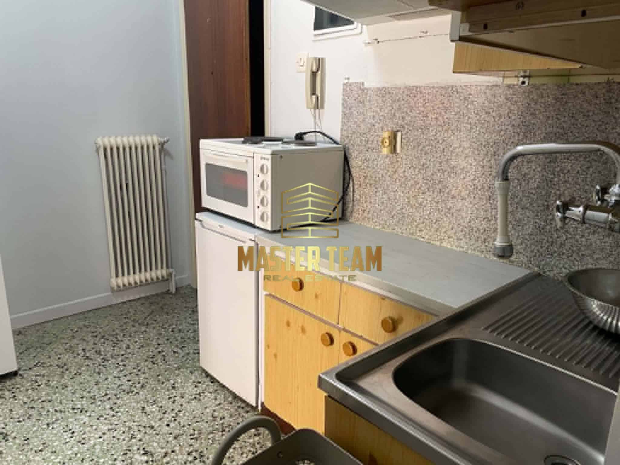 ΕΝΟΙΚΙΑΖΕΤΑΙ ΓΚΑΡΣΟΝΙΕΡΑ ΕΠΙΠΛΩΜΕΝΗ 26 Τ.Μ. – ΙΔΑΝΙΚΗ ΓΙΑ ΦΟΙΤΗΤΕΣ ΚΩΔ 10136ΔΧ