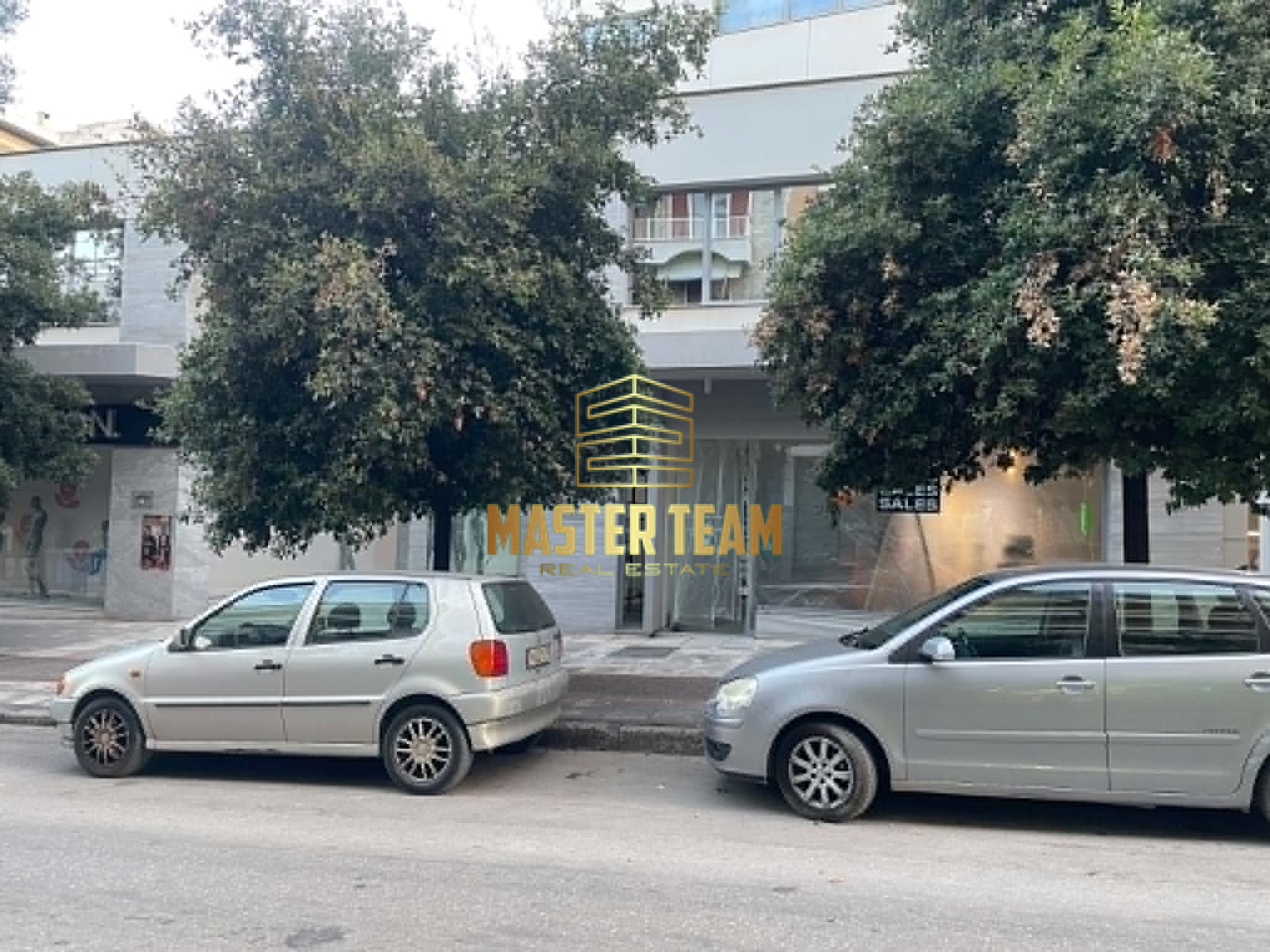 ΕΝΟΙΚΙΑΖΕΤΑΙ ΕΠΑΓΓΕΛΜΑΤΙΚΟΣ ΧΩΡΟΣ ΠΡΟΒΟΛΗΣ 90 τ.μ. – ΣΕ ΚΟΡΥΦΑΙΟ ΕΜΠΟΡΙΚΟ ΣΗΜΕΙΟ ΚΩΔ 80104ΓΛ