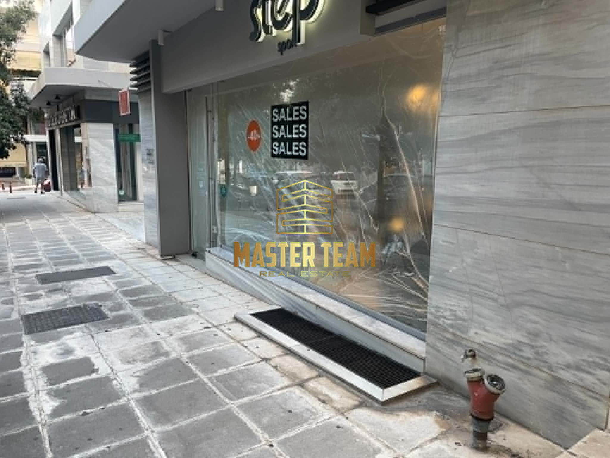 ΕΝΟΙΚΙΑΖΕΤΑΙ ΕΠΑΓΓΕΛΜΑΤΙΚΟΣ ΧΩΡΟΣ ΠΡΟΒΟΛΗΣ 90 τ.μ. – ΣΕ ΚΟΡΥΦΑΙΟ ΕΜΠΟΡΙΚΟ ΣΗΜΕΙΟ ΚΩΔ 80104ΓΛ