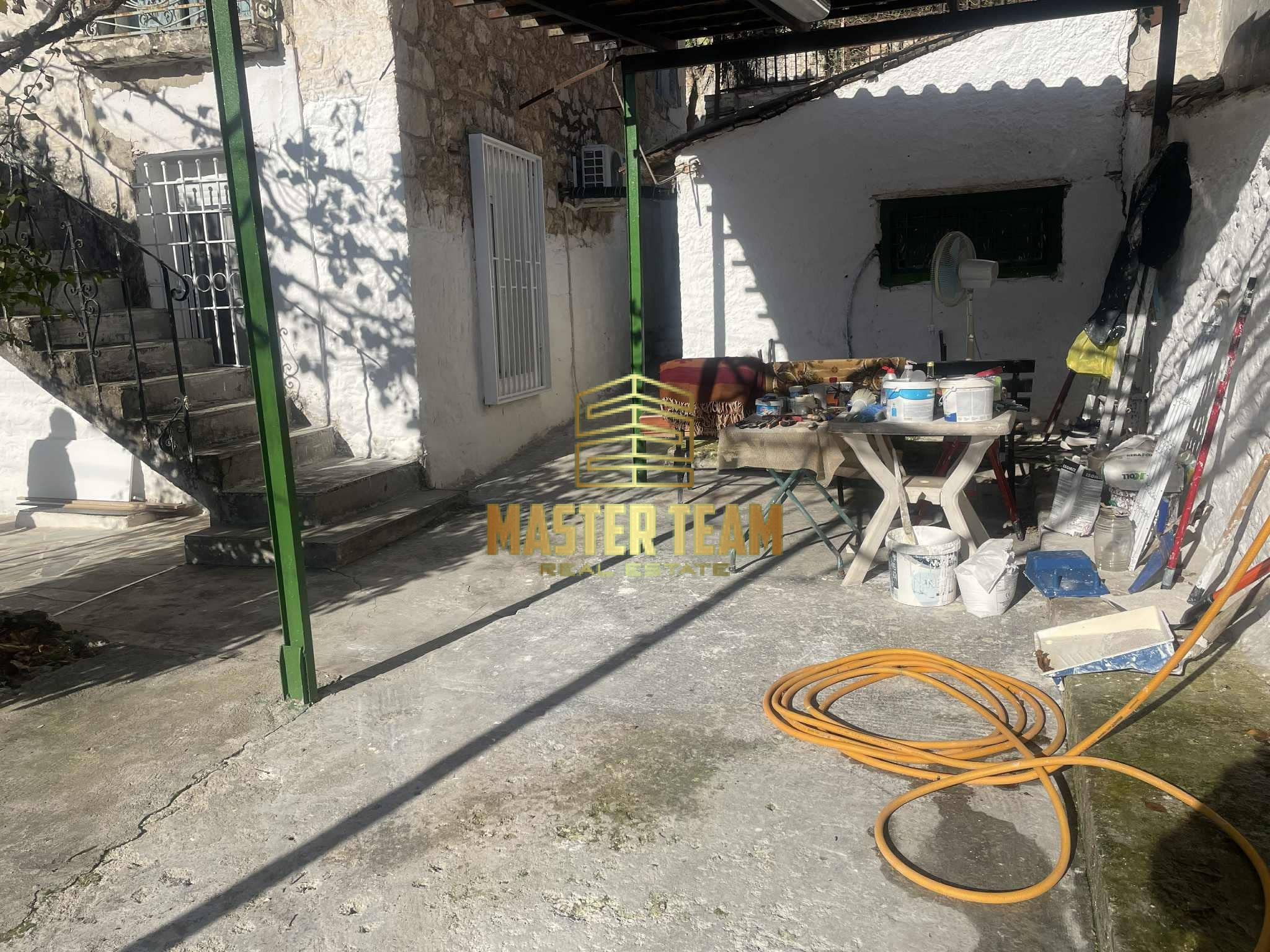 ΠΩΛΕΙΤΑΙ ΕΞΑΙΡΕΤΙΚΗ ΠΕΤΡΙΝΗ ΑΝΑΚΑΙΝΙΣΜΕΝΗ ΚΑΤΟΙΚΙΑ ΣΤΟ ΚΕΝΤΡΟ ΚΩΔ 14145ΓΛ
