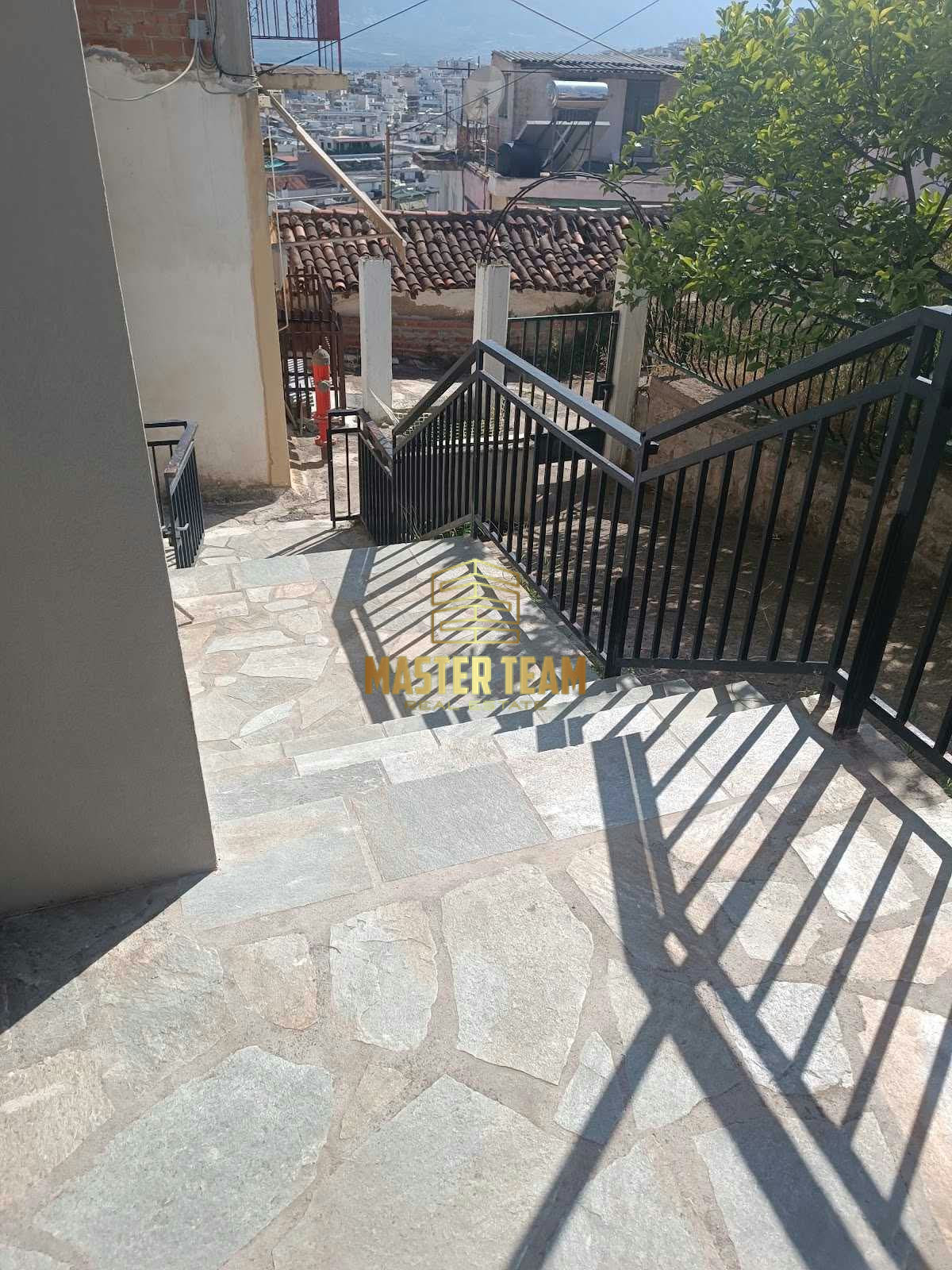 🏠 ΠΩΛΕΙΤΑΙ ΙΣΟΓΕΙΟ ΔΙΑΜΕΡΙΣΜΑ 100 Τ.Μ. – 3 ΥΠΝΟΔΩΜΑΤΙΑ ΚΩΔ 14125ΡΖ