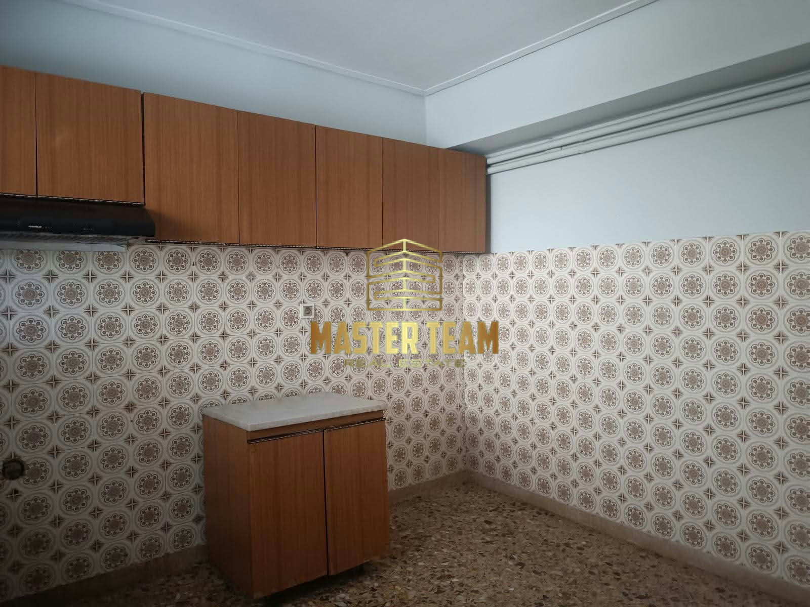 🏠 ΠΩΛΕΙΤΑΙ ΙΣΟΓΕΙΟ ΔΙΑΜΕΡΙΣΜΑ 100 Τ.Μ. – 3 ΥΠΝΟΔΩΜΑΤΙΑ ΚΩΔ 14125ΡΖ