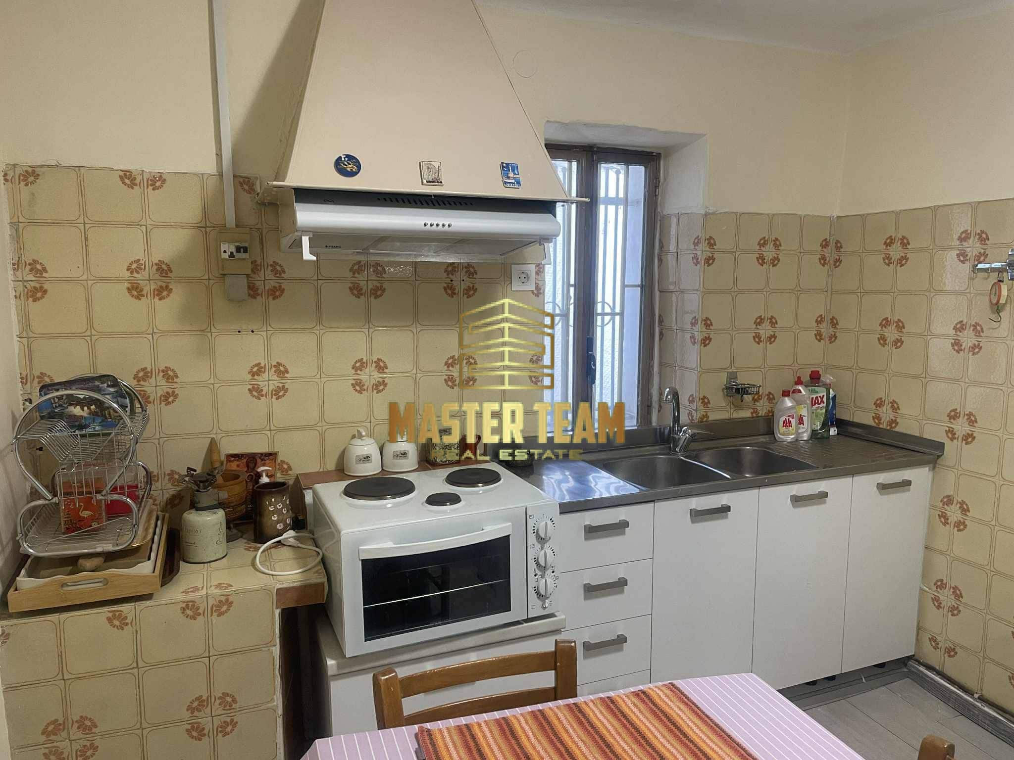ΠΩΛΕΙΤΑΙ ΕΞΑΙΡΕΤΙΚΗ ΠΕΤΡΙΝΗ ΑΝΑΚΑΙΝΙΣΜΕΝΗ ΚΑΤΟΙΚΙΑ ΣΤΟ ΚΕΝΤΡΟ ΚΩΔ 14145ΓΛ