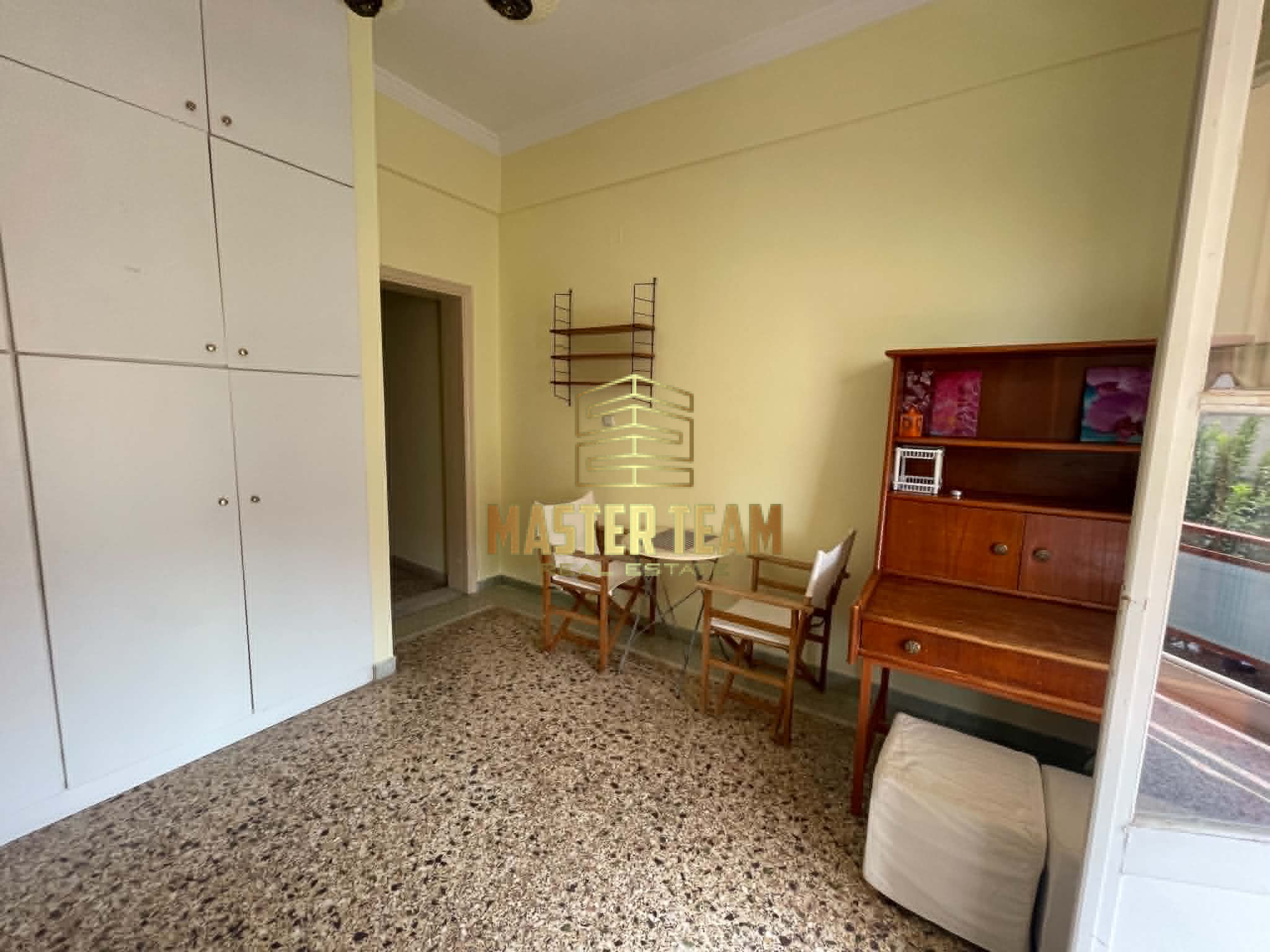 🏠 ΕΝΟΙΚΙΑΖΕΤΑΙ ΦΩΤΕΙΝΟ ΕΠΙΠΛΩΜΕΝΟ ΣΤΟΥΝΤΙΟ 28 Τ.Μ. ΚΩΔ 10151ΓΛ