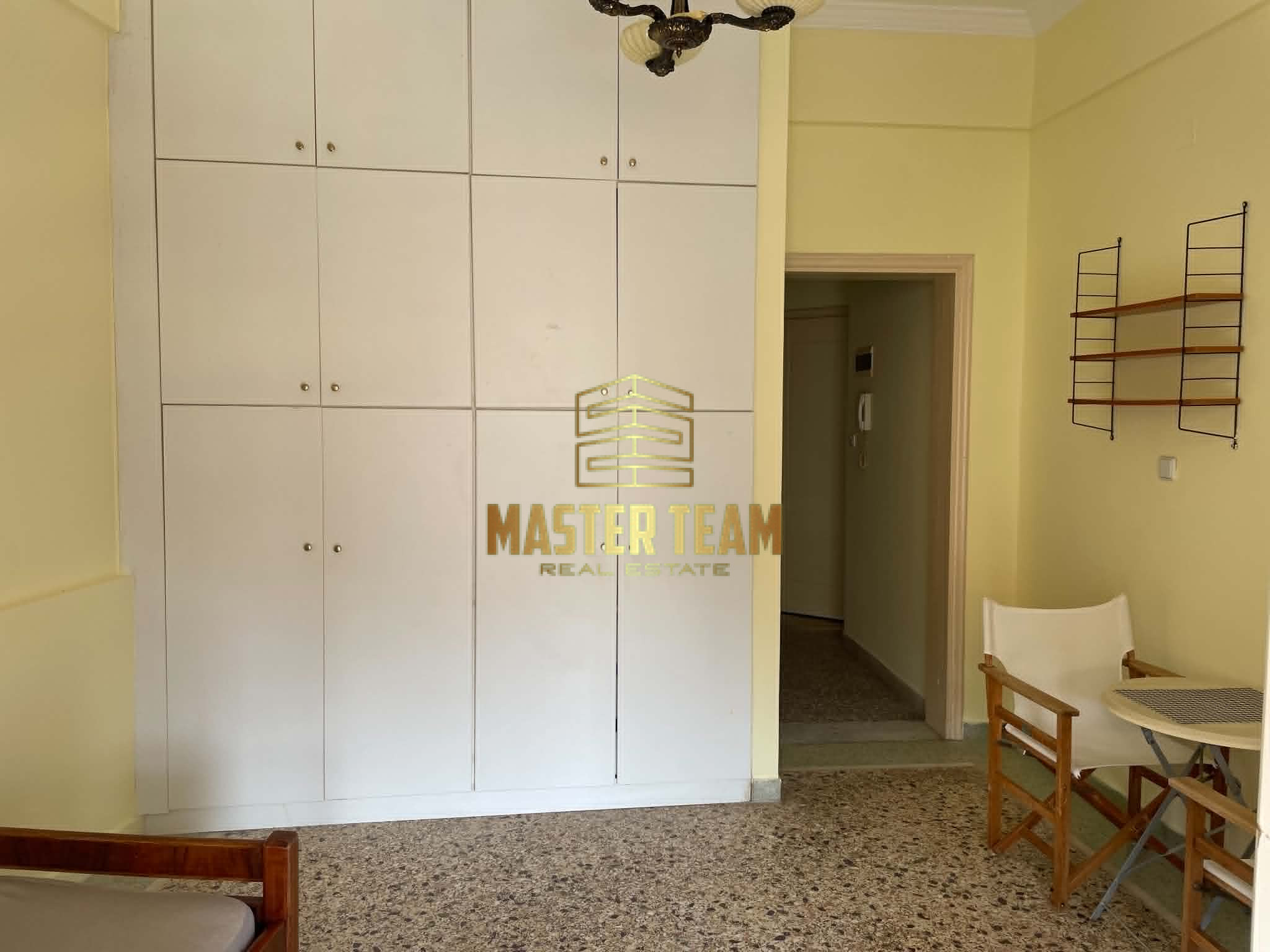 🏠 ΕΝΟΙΚΙΑΖΕΤΑΙ ΦΩΤΕΙΝΟ ΕΠΙΠΛΩΜΕΝΟ ΣΤΟΥΝΤΙΟ 28 Τ.Μ. ΚΩΔ 10151ΓΛ