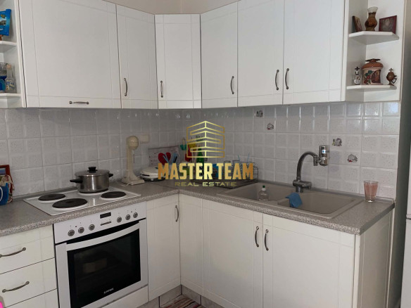 🏡 ΠΩΛΕΙΤΑΙ 50% ΔΙΑΜΕΡΙΣΜΑΤΟΣ ΣΤΑ ΚΑΜΕΝΑ ΒΟΥΡΛΑ – ΚΩΔ 13139ΓΛ