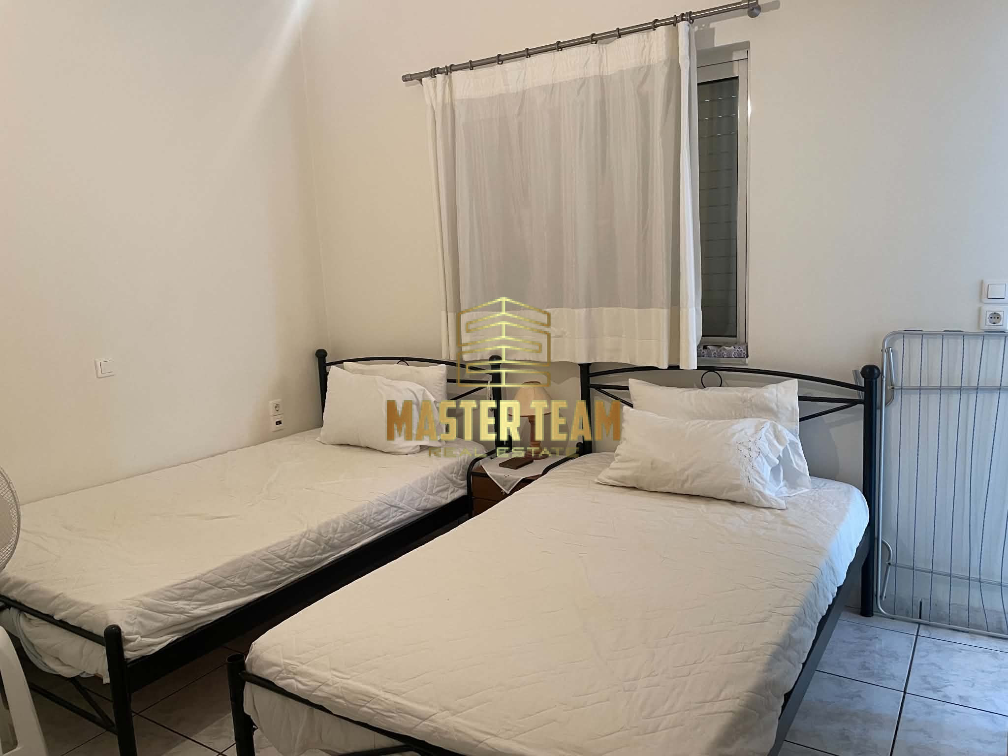 🏡 ΠΩΛΕΙΤΑΙ 50% ΔΙΑΜΕΡΙΣΜΑΤΟΣ ΣΤΑ ΚΑΜΕΝΑ ΒΟΥΡΛΑ – ΚΩΔ 13139ΓΛ