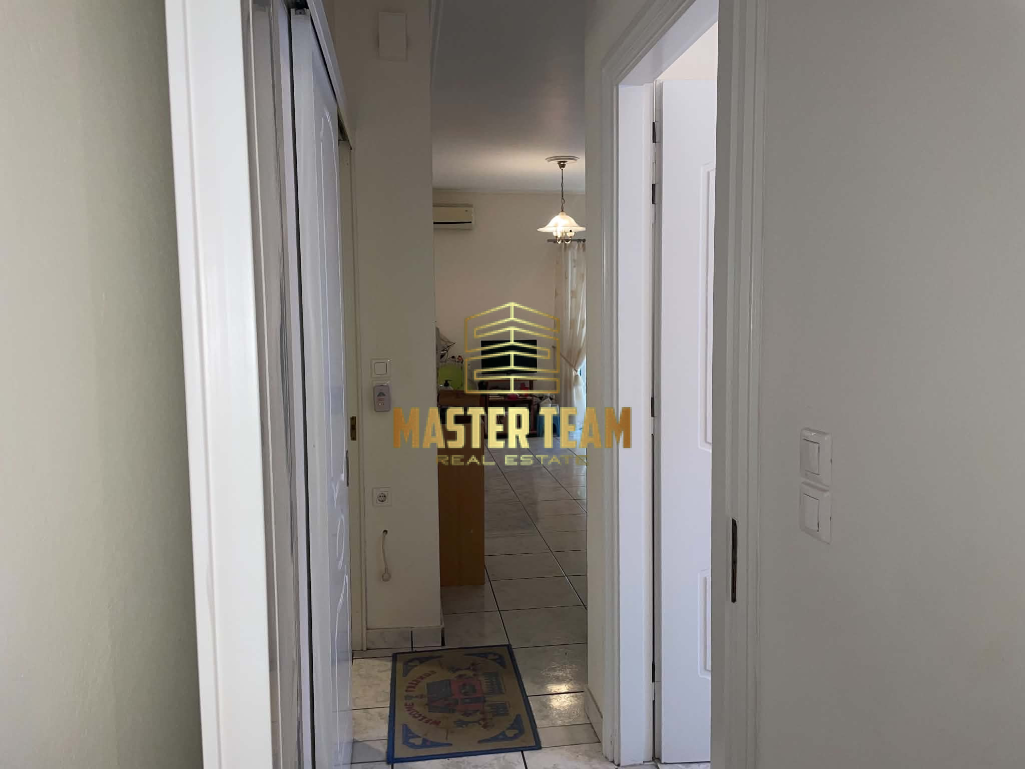 🏡 ΠΩΛΕΙΤΑΙ 50% ΔΙΑΜΕΡΙΣΜΑΤΟΣ ΣΤΑ ΚΑΜΕΝΑ ΒΟΥΡΛΑ – ΚΩΔ 13139ΓΛ