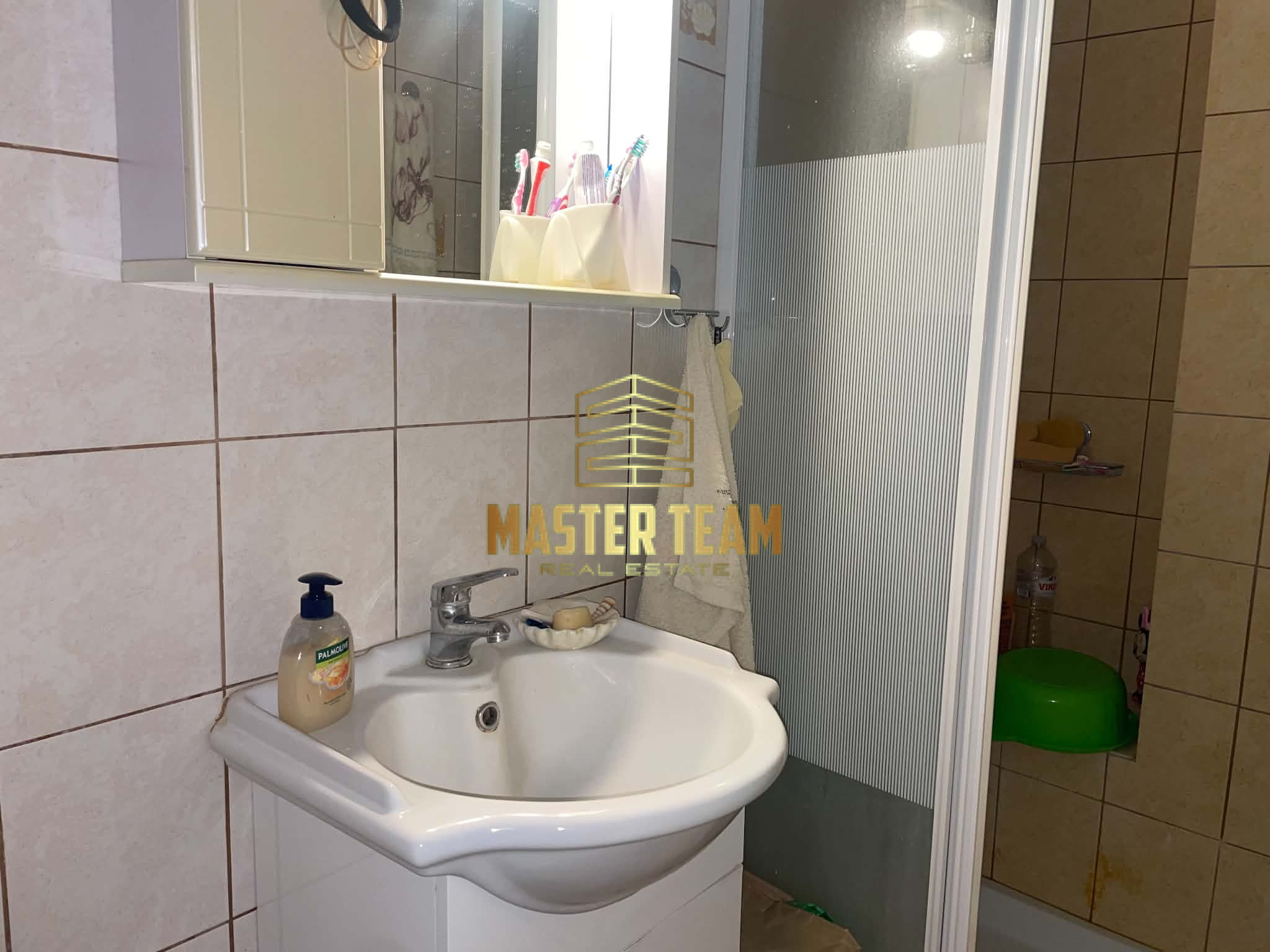🏡 ΠΩΛΕΙΤΑΙ 50% ΔΙΑΜΕΡΙΣΜΑΤΟΣ ΣΤΑ ΚΑΜΕΝΑ ΒΟΥΡΛΑ – ΚΩΔ 13139ΓΛ